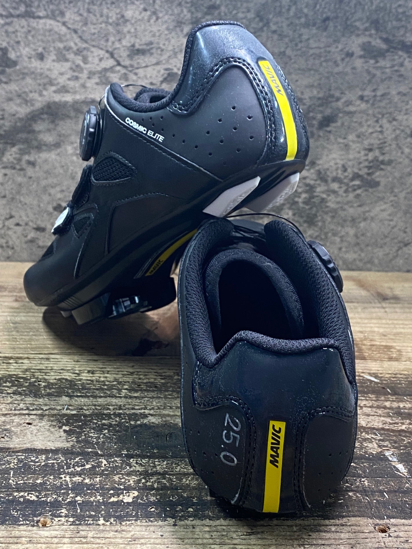 JC698 未使用品 マヴィック MAVIC COSMIC ELITE ビンディングシューズ 黒 EU40 SPDアタッチメント ペン字あり