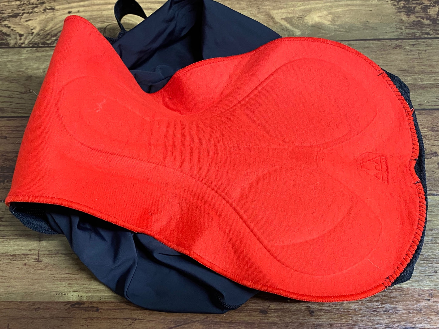 IP211 ルコック le coq sportif ビブショーツ 黒 M ※動物の毛