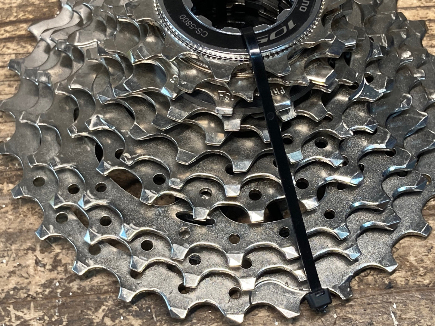 IT740 シマノ SHIMANO 105 CS-5800 スプロケット 11-28T 11S