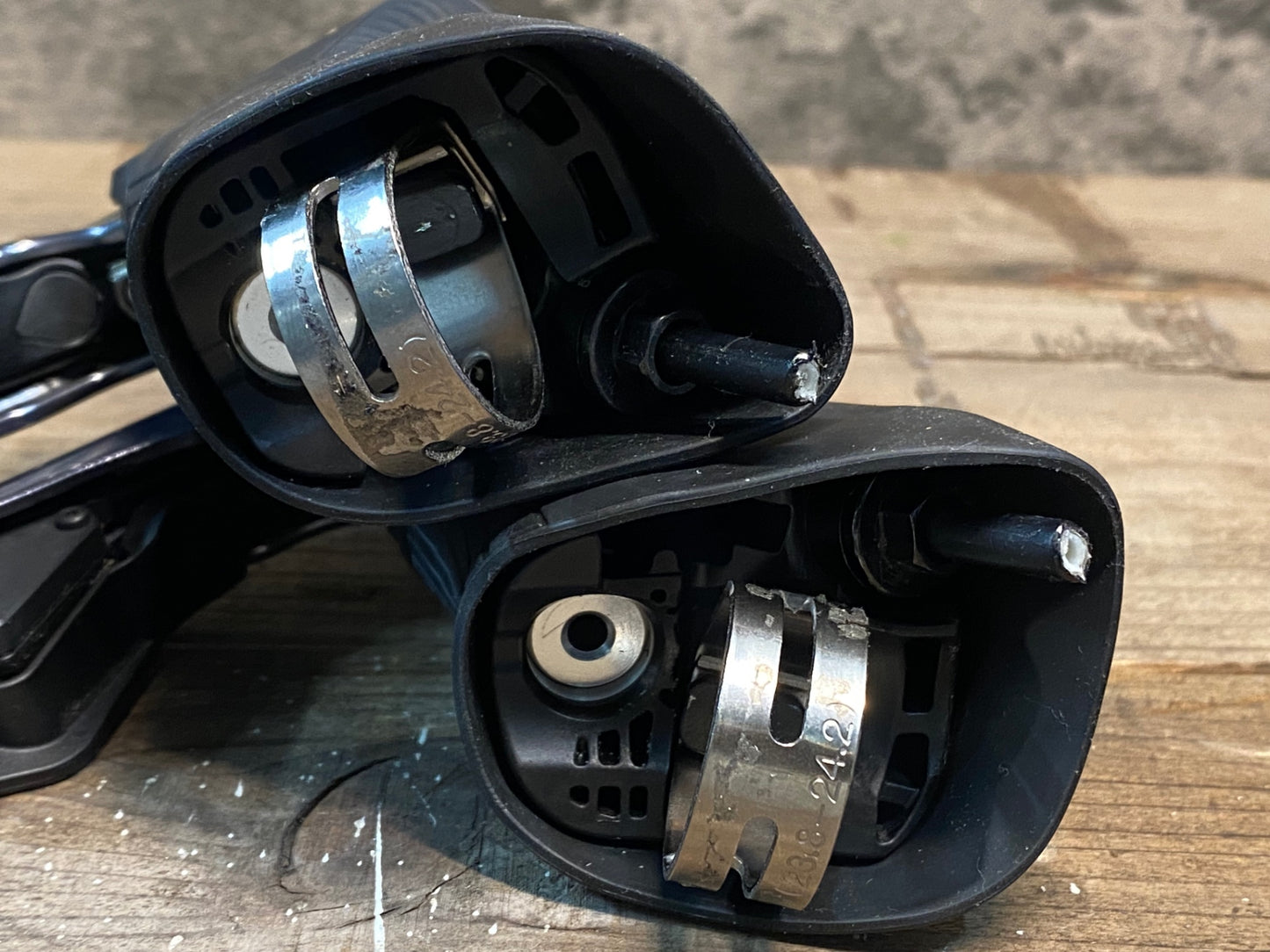 IO606 シマノ SHIMANO アルテグラ ULTEGRA ST-R8070 STIレバー 電動 Di2 油圧 動作確認済み