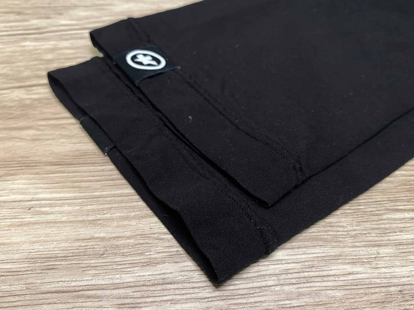 JB325 アソス assos armFoil アームウォーマー 黒 SIZE1