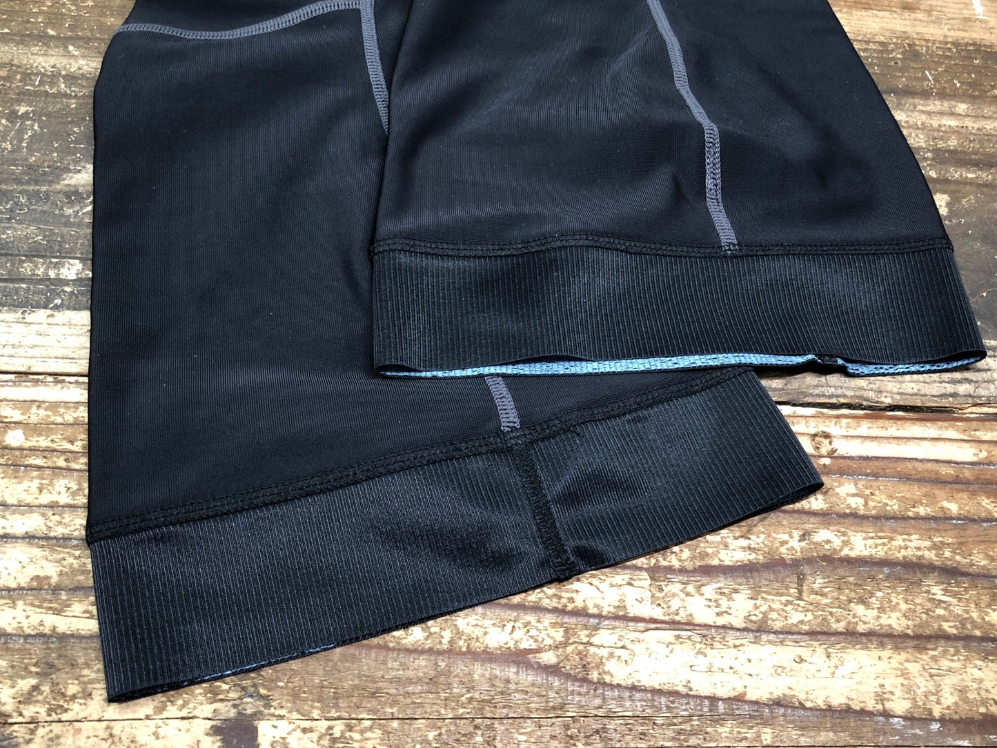 IP600 パールイズミ PEARL iZUMi レッグウォーマー 黒 M 裏起毛
