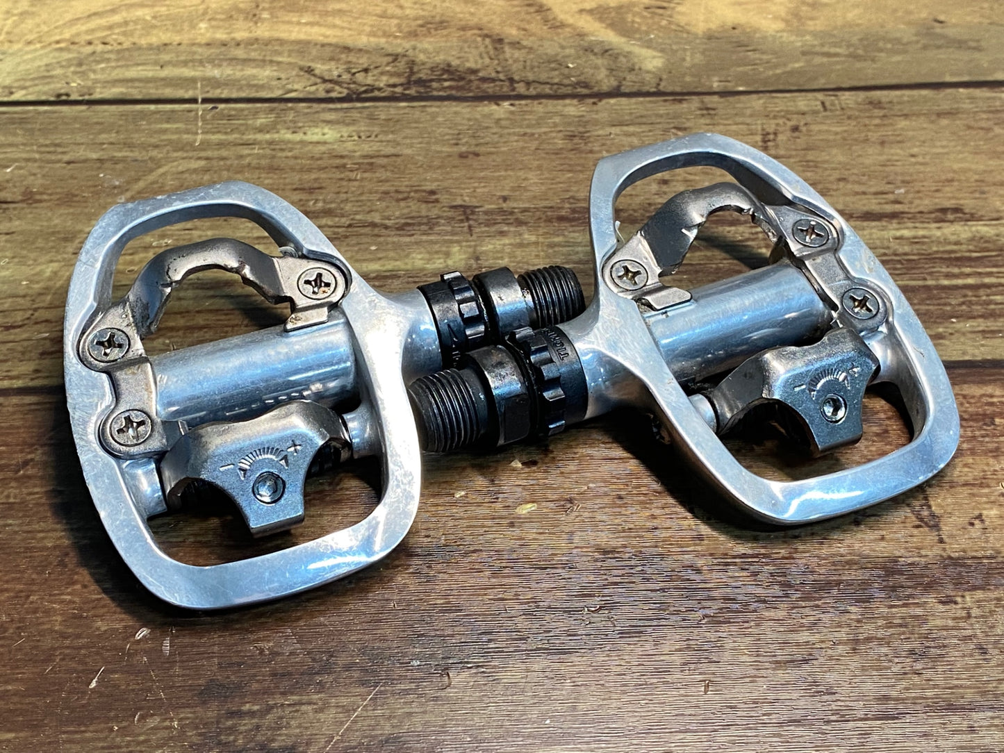 IO107 シマノ SHIMANO PD-A520 ビンディングペダル SPD シルバー