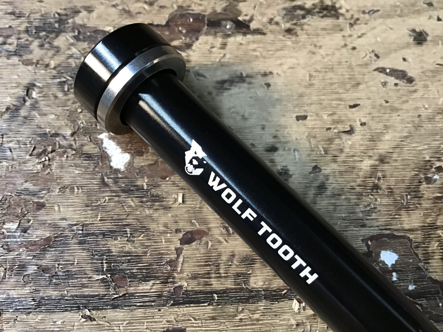 IE294 ウルフトゥース WOLFTOOTH スルーアクスル Φ12 1.75x166mm
