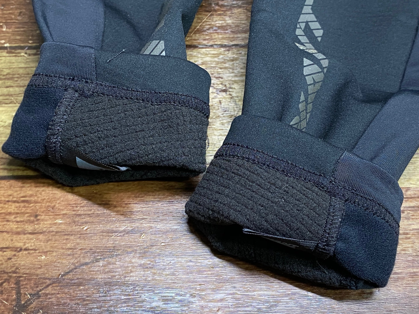 IV869 ジャイアント GIANT THERMO ARM WARMERS アームウォーマー 黒 S