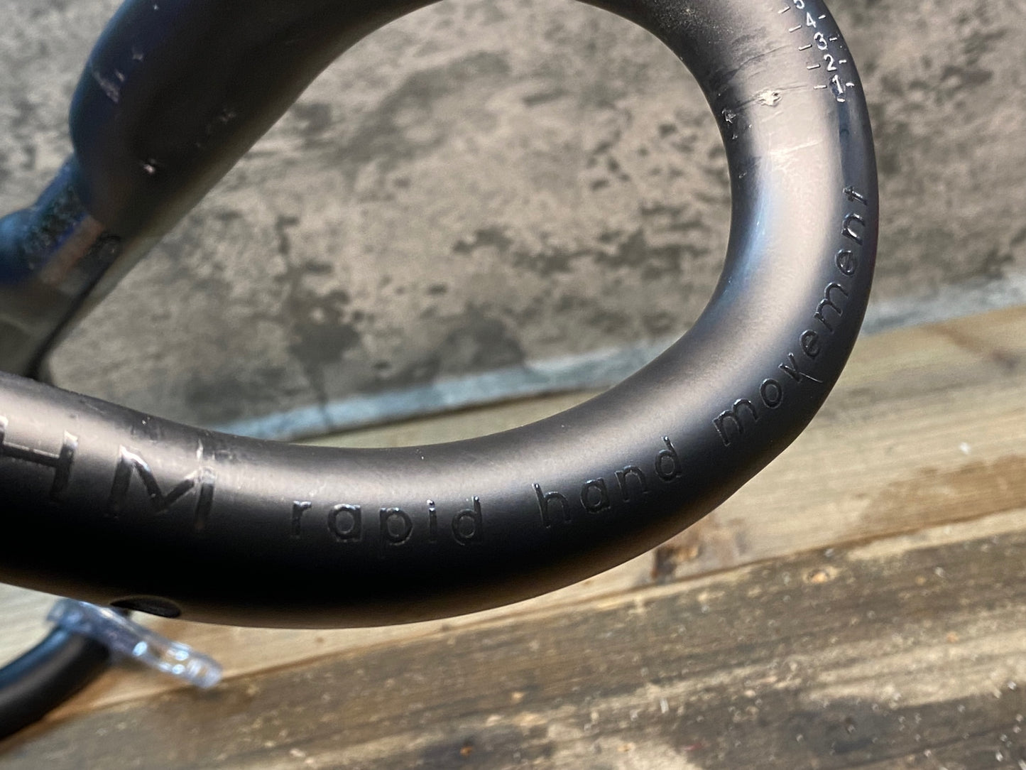 IR672 デダ Deda SUPERZERO アルミ ドロップハンドル 黒 エンドC-C420mm Φ31.7
