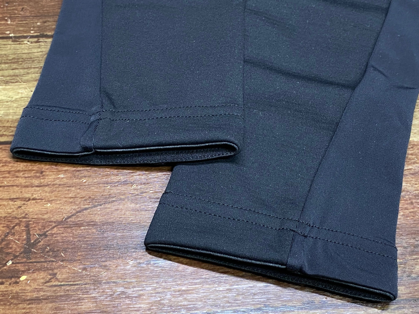 IV869 ジャイアント GIANT THERMO ARM WARMERS アームウォーマー 黒 S