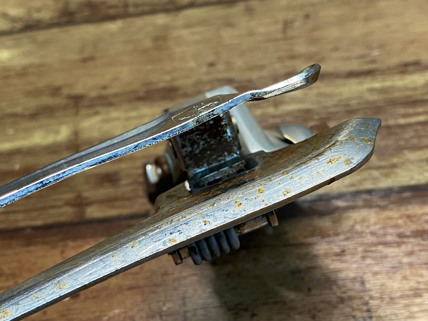 IX653 カンパニョーロ CAMPAGNOLO クローチェダウネ Croce D`aune フロントディレイラー 2s 直付