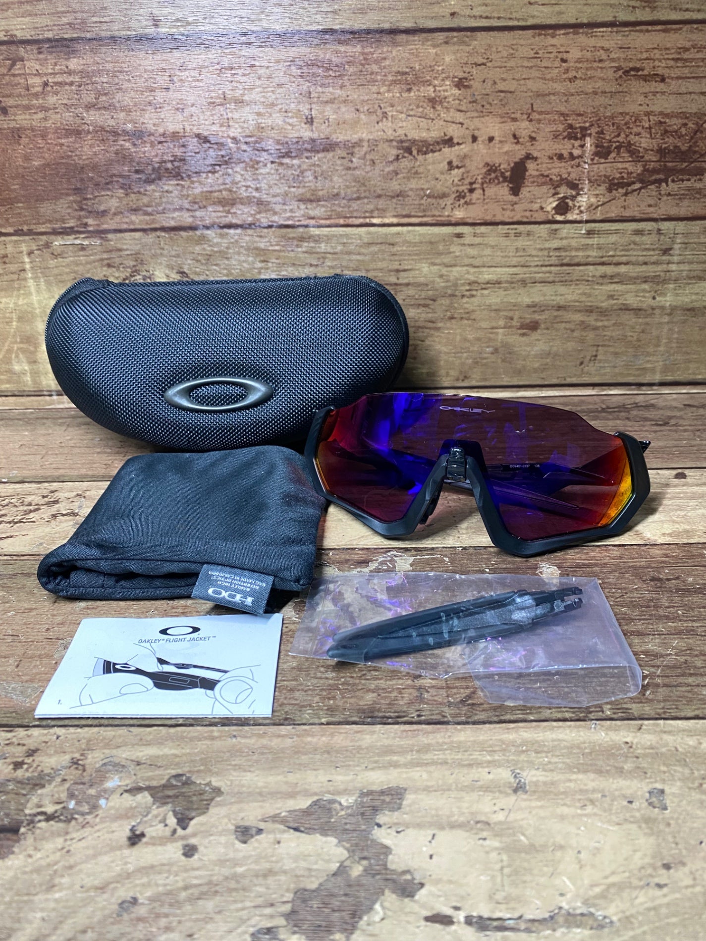 HP703 オークリー OAKLEY フライトジャケット FLIGHT JACKET サングラス アイウェア 黒 レンズガリ傷