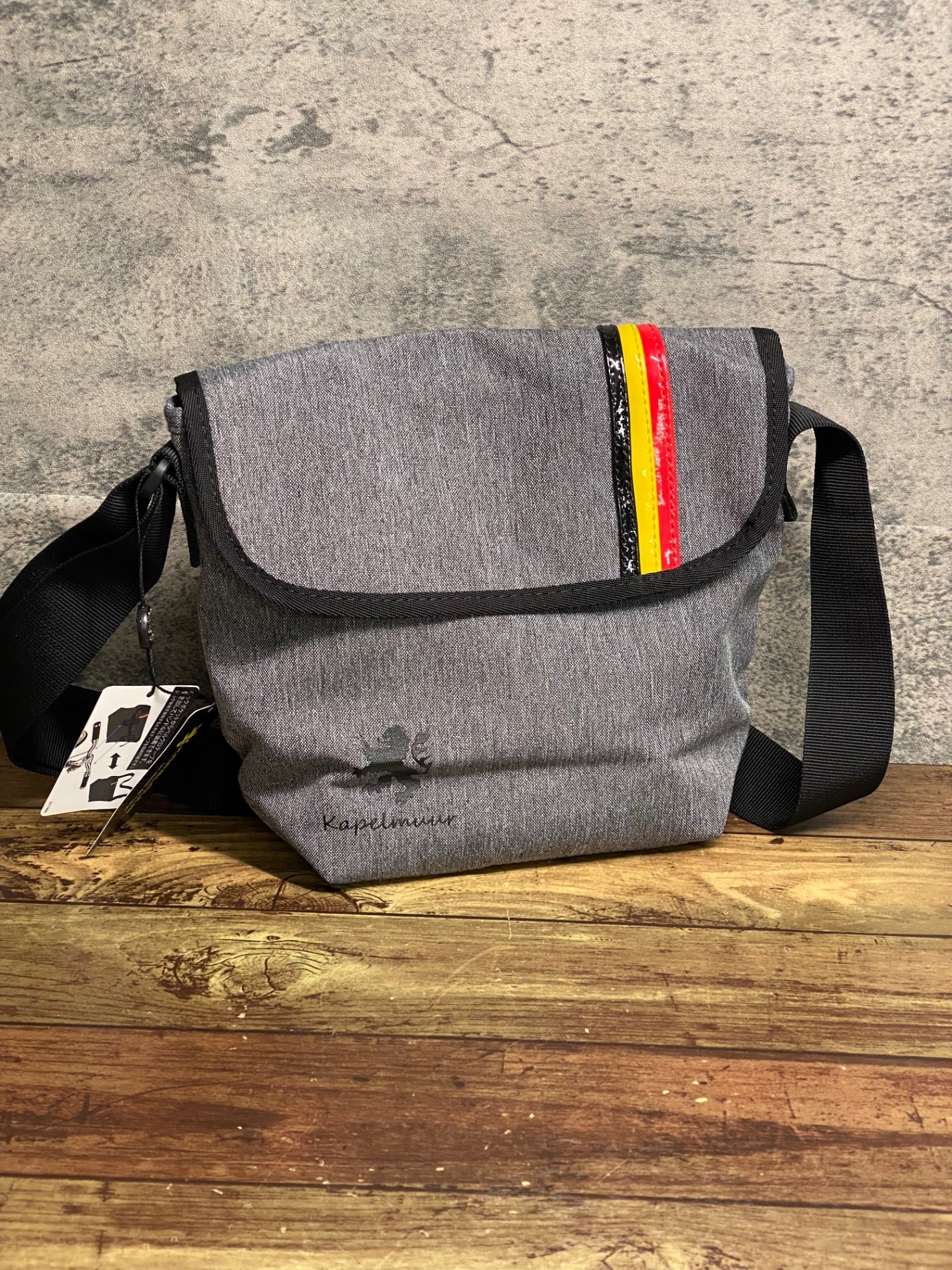 JB439 カペルミュール KAPELMUUR ショルダーバッグ V3 グレー ※タグ付き、タバコ臭あり