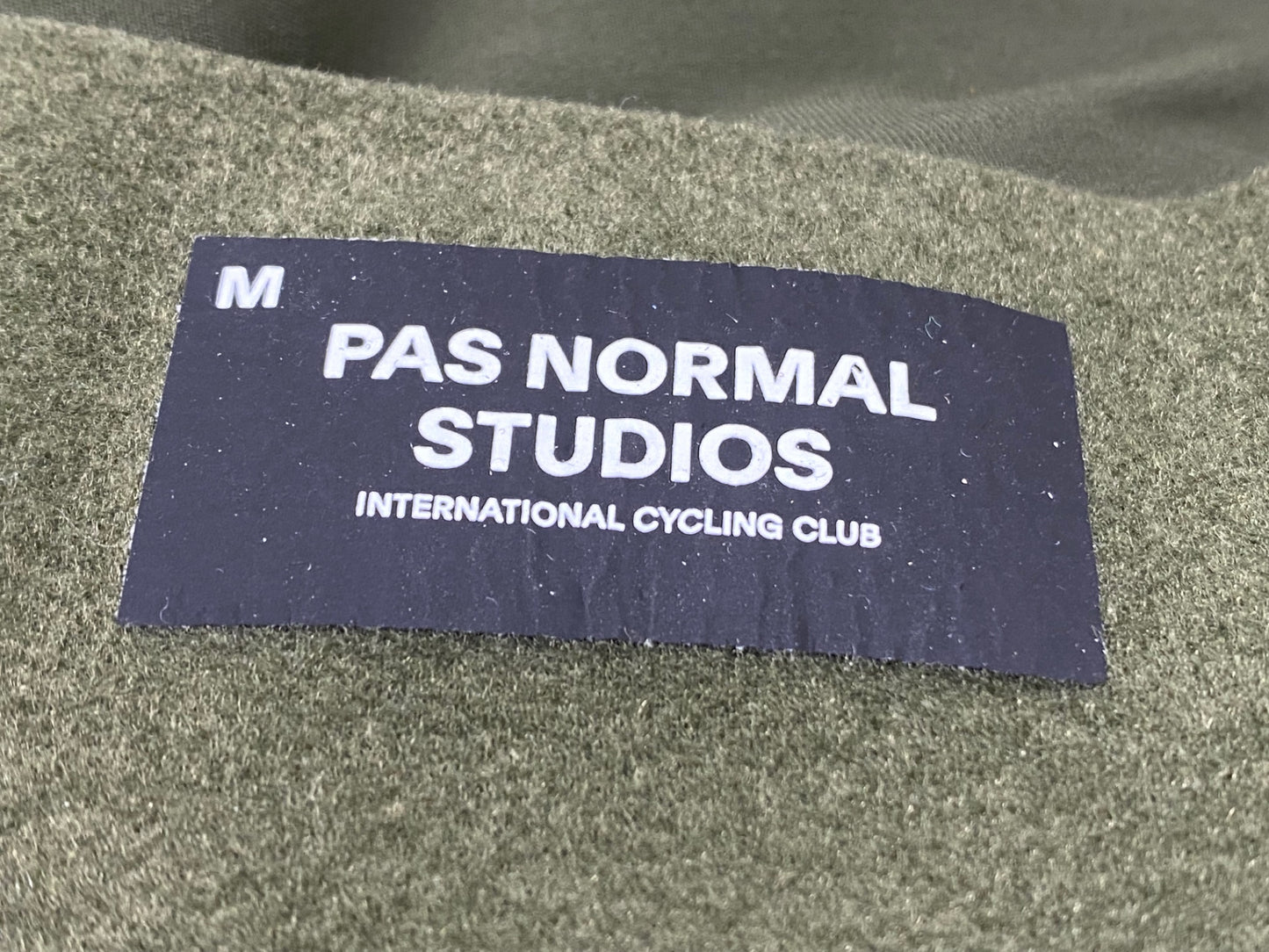 IO994 パスノーマルスタジオ PAS NORMAL STUDIOS Long Knee Warmers ロング ニーウォーマーオリーブ M 裏起毛