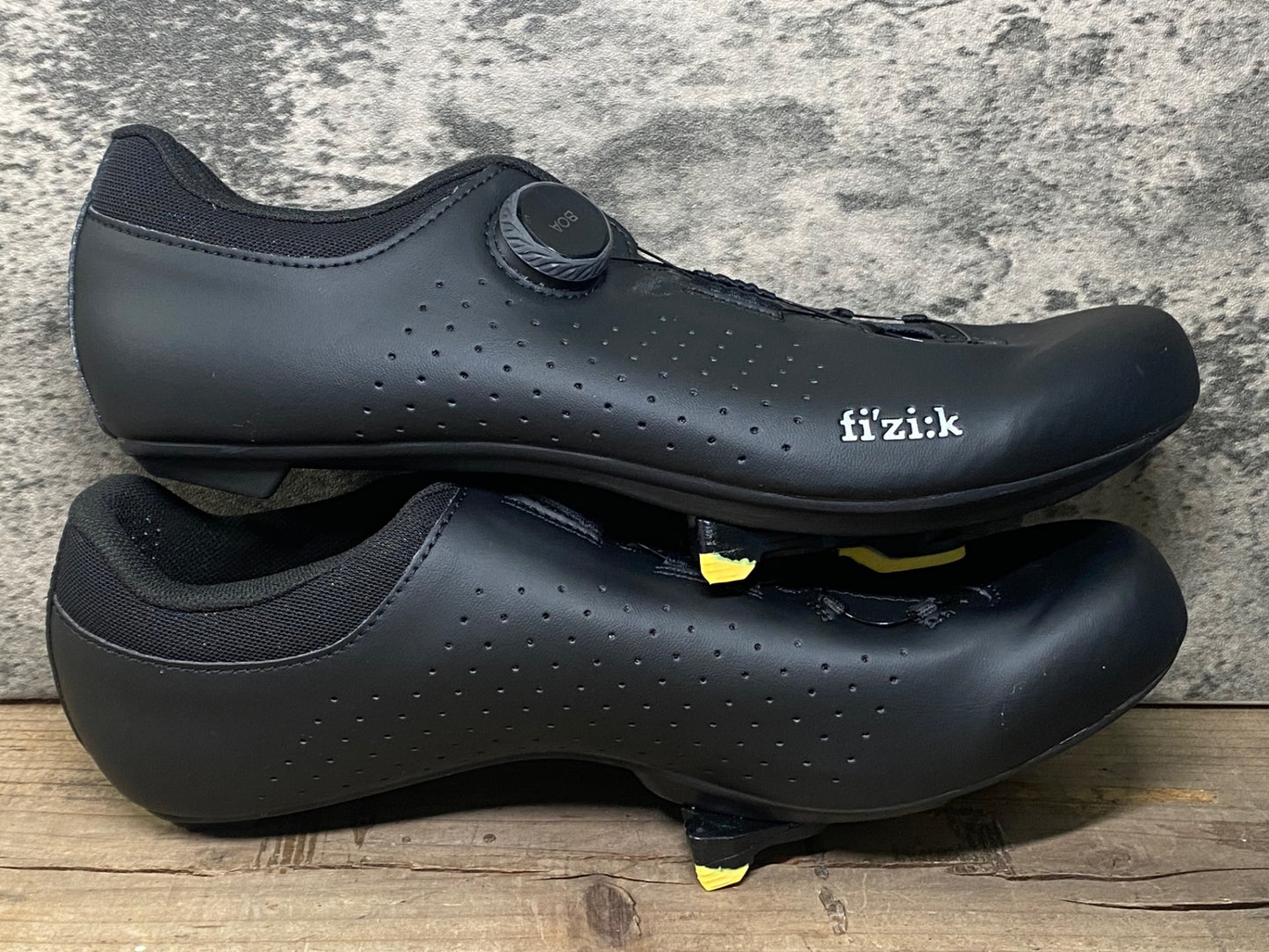 IO808 フィジーク FIZIK VENTO OMNA ビンディングシューズ 黒 EU43 SPD-SL