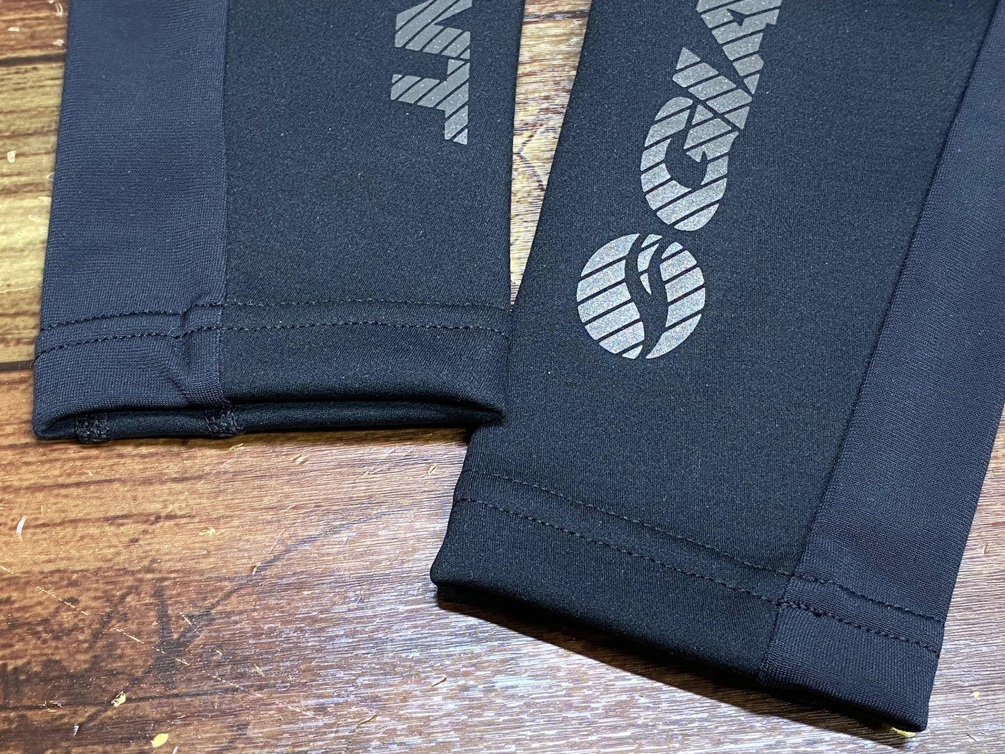 IV869 ジャイアント GIANT THERMO ARM WARMERS アームウォーマー 黒 S