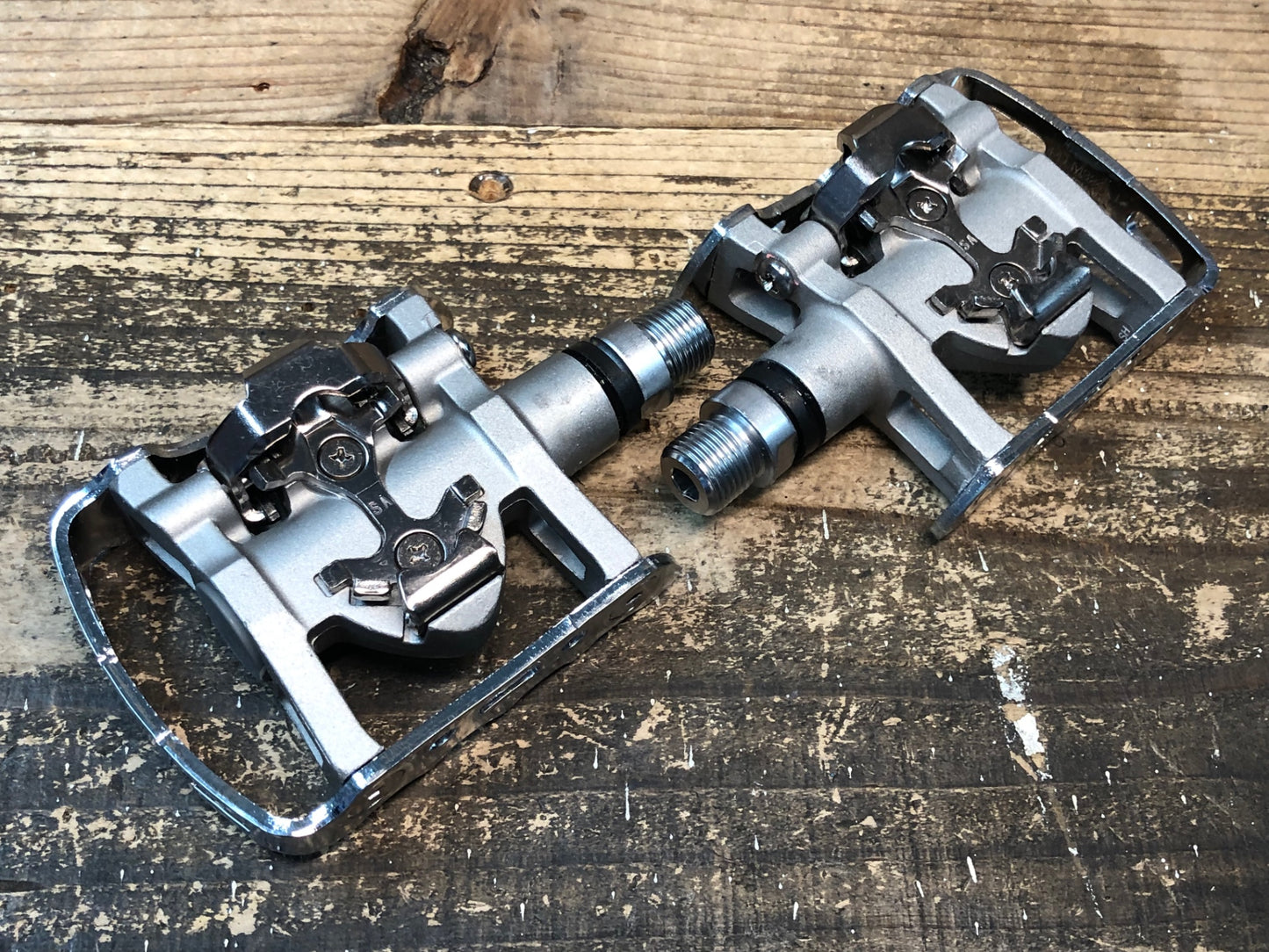 IW056 シマノ SHIMANO PD-M324 ビンディングペダル SPD 片面フラット