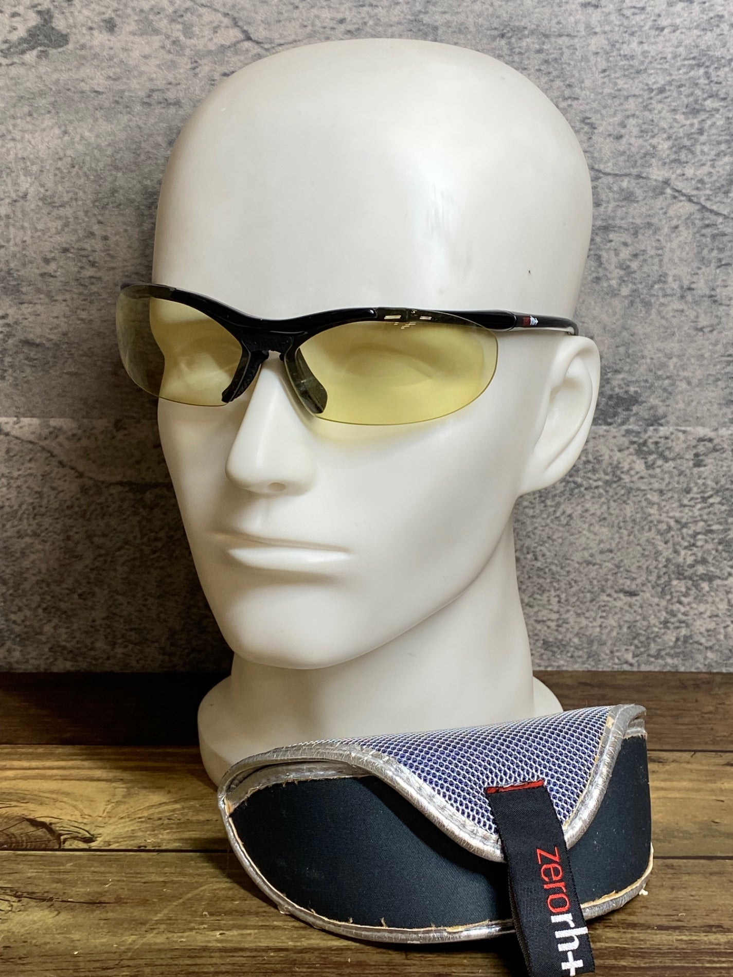 JD201 ゼロアールエイチプラス zerorh+ エンジェルフィッシュ Angel Fish サングラス アイウェア 黒 ※フレーム歪み