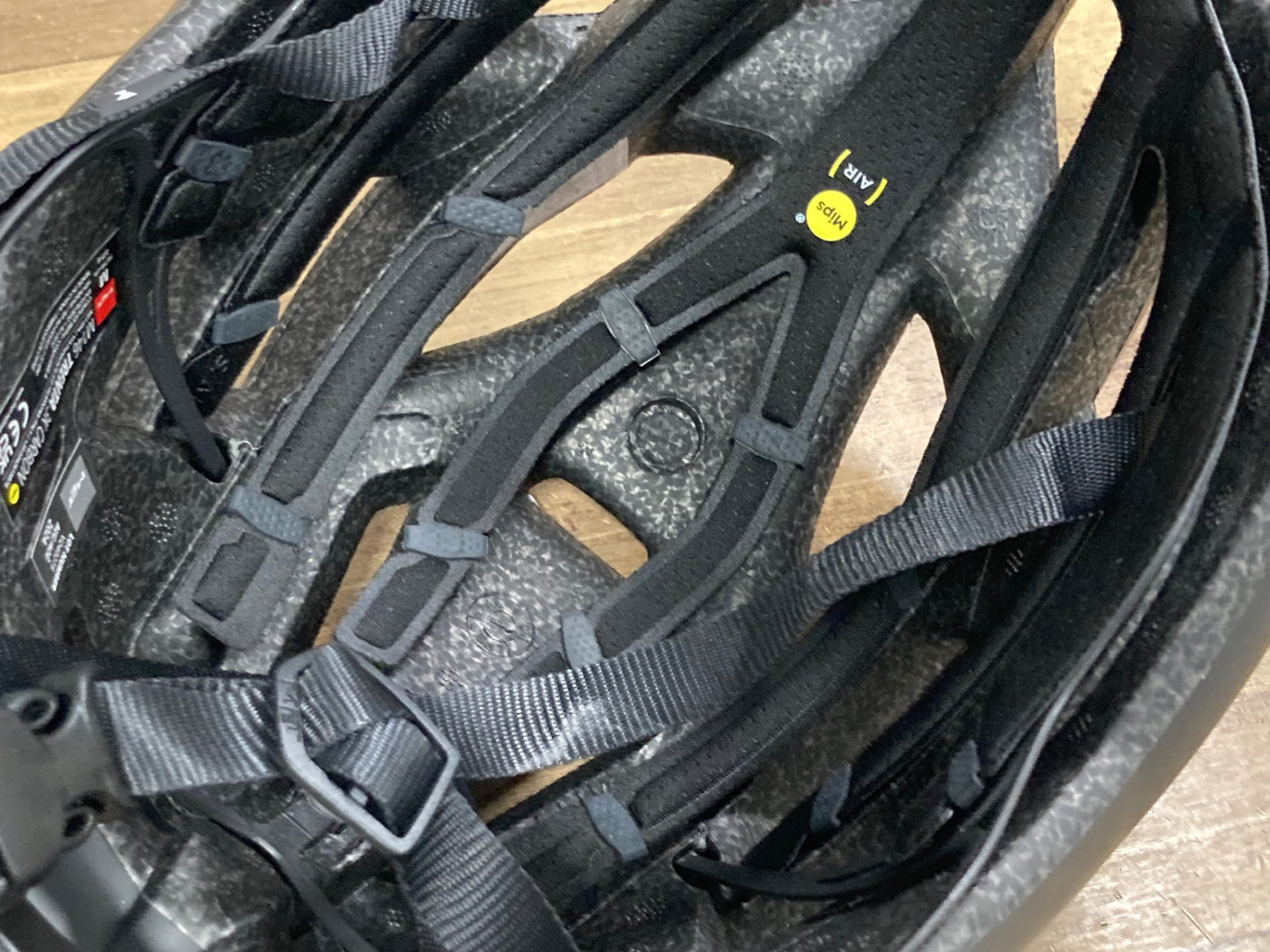 IZ442 メット MET トレンタ TRENTA 3K CARBON Mips ヘルメット 黒 M 56-58cm 2024/08製造 ※あご紐汚れ