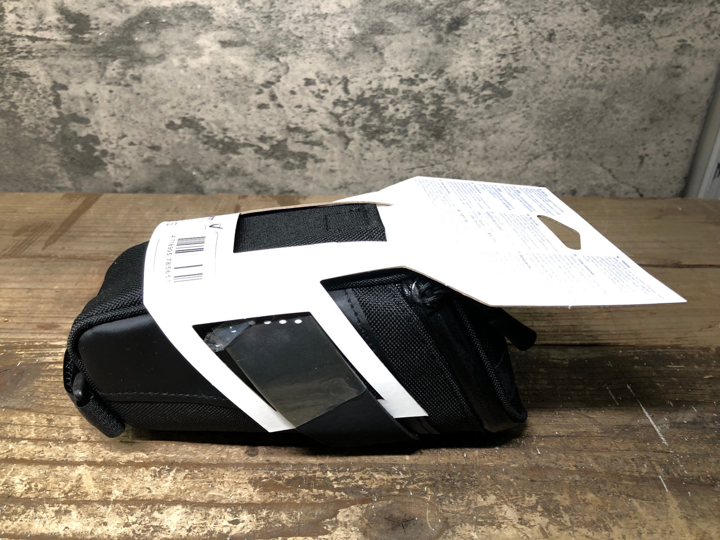 IV772 ジャイアント GIANT SHADOW DX SEAT BAG サドルバッグ