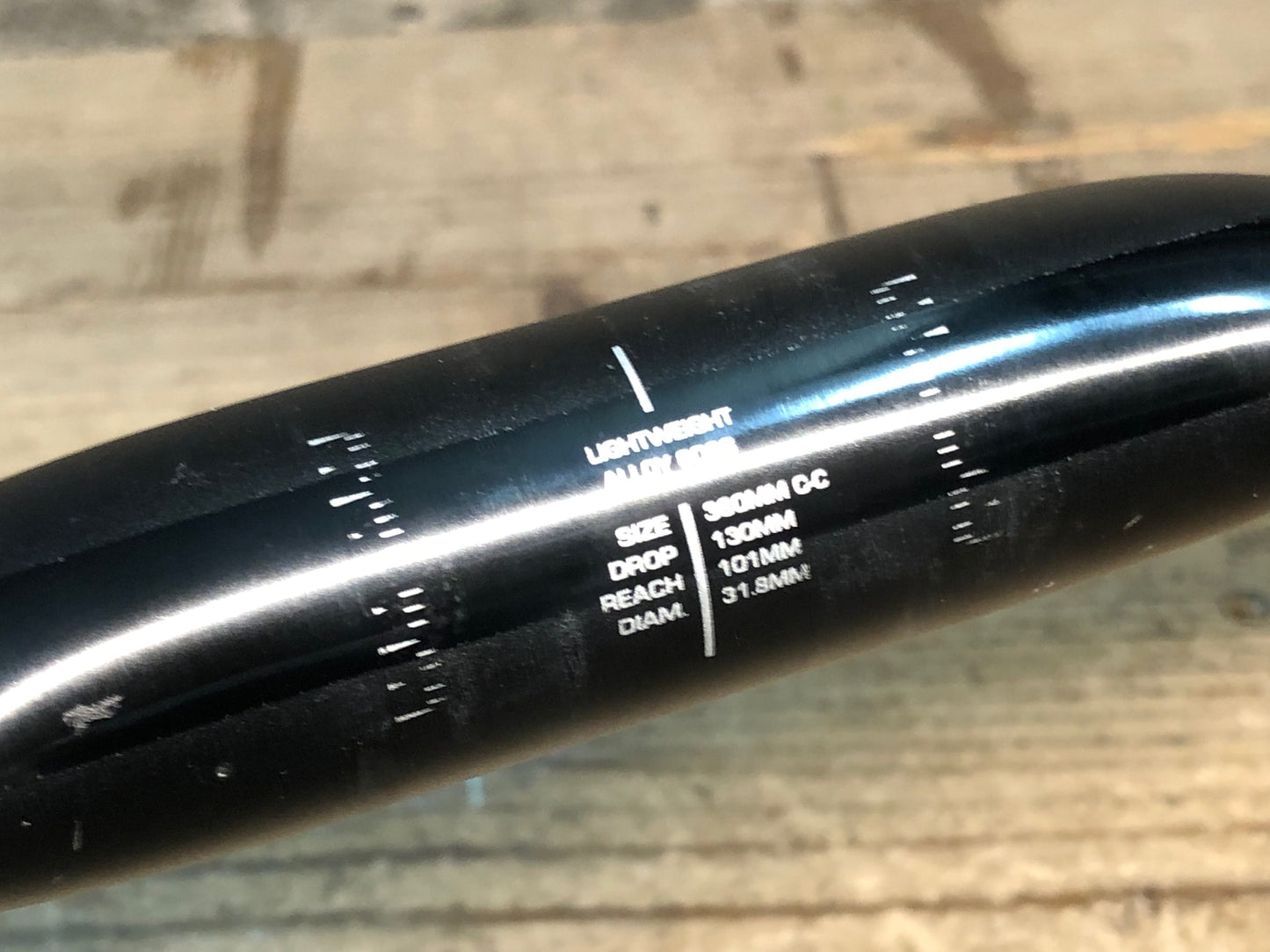 IZ703 シマノ SHIMANO PRO VIBE AERO PURSUIT アルミ ドロップハンドル エンドC-C400m Φ31.8