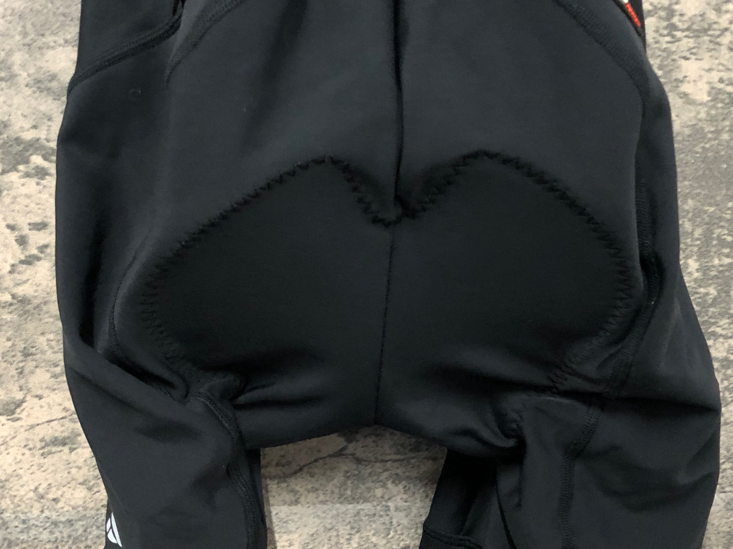 IW405 パールイズミ PEARL iZUMi ビブショーツ 黒 M coldblack