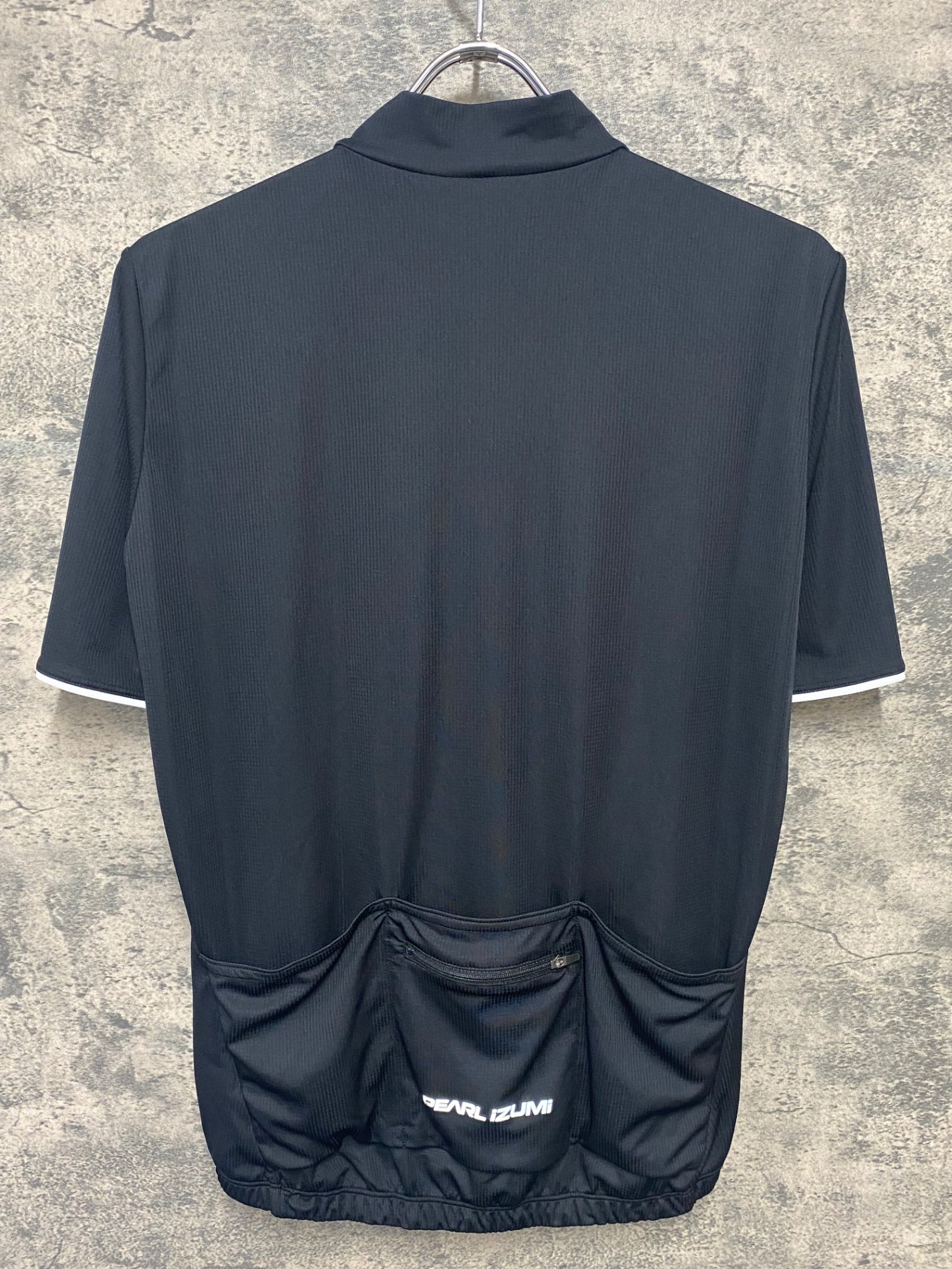 IY456 パールイズミ PEARL iZUMi 半袖 サイクルジャージ 黒 L