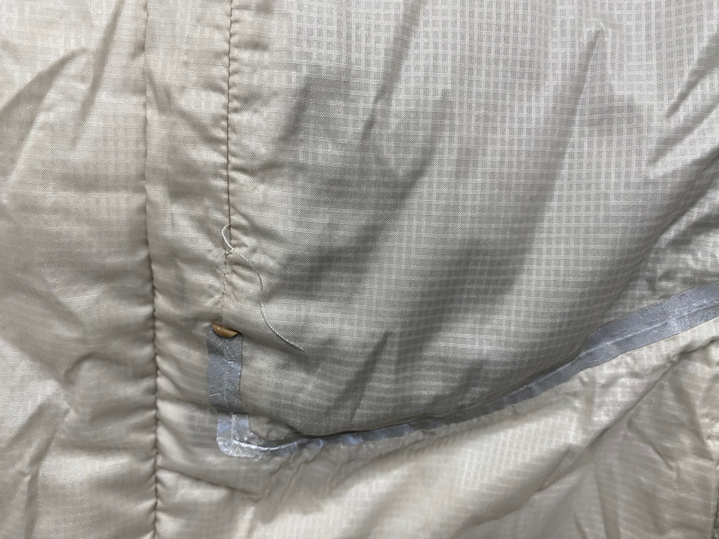 IP339 モンベル mont-bell 長袖 サイクルジャケット 中綿 白 XS