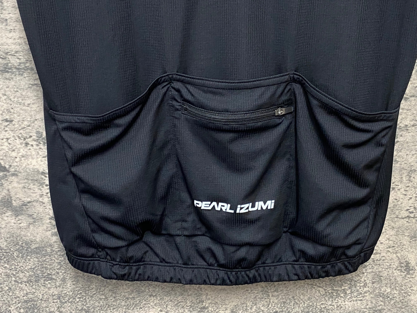 IY456 パールイズミ PEARL iZUMi 半袖 サイクルジャージ 黒 L