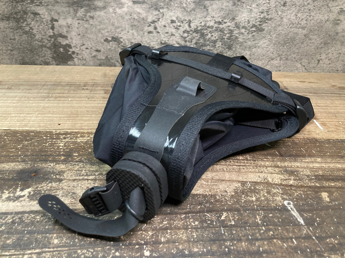 IV335 リストラップ RESTRAP RACE SADDLE BAG サドルバッグ 黒 7L