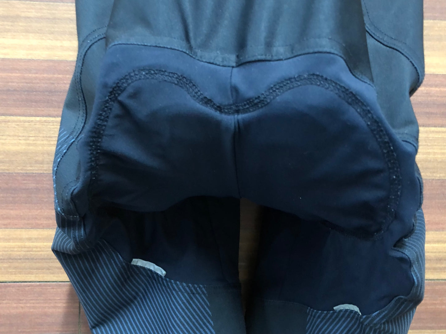 IP340 カステリ CASTELLI ロッソコルサ ROSSO CORSA ビブショーツ 黒 農紺 L