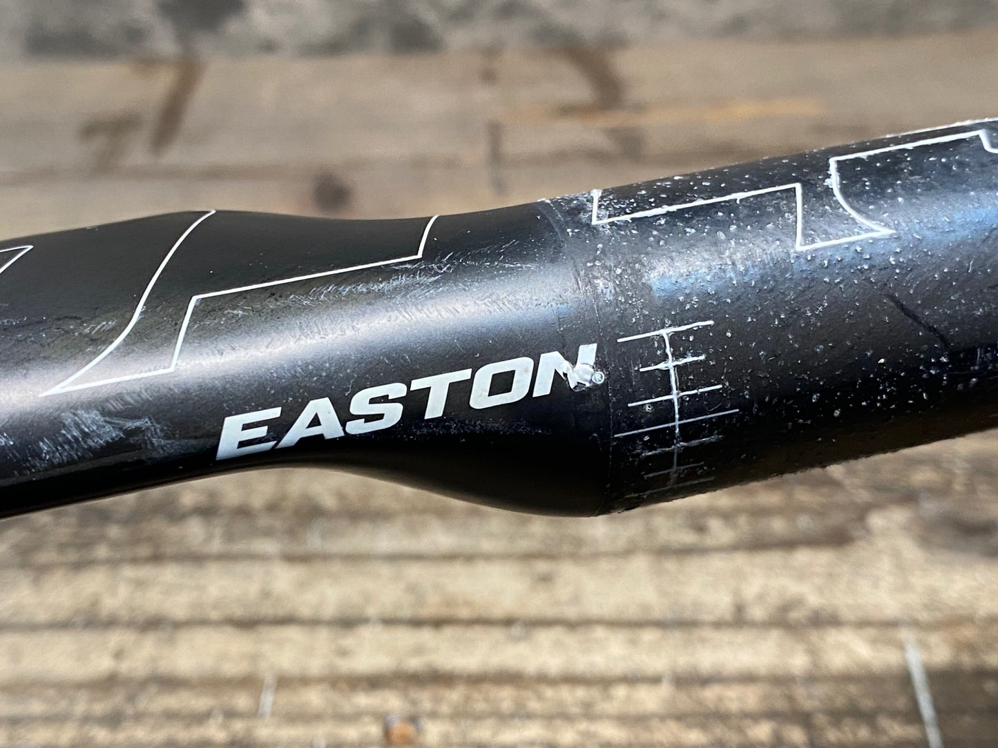 IT597 イーストン EASTON EC90 AERO カーボンドロップハンドル エンドC-C440mm Φ31.8