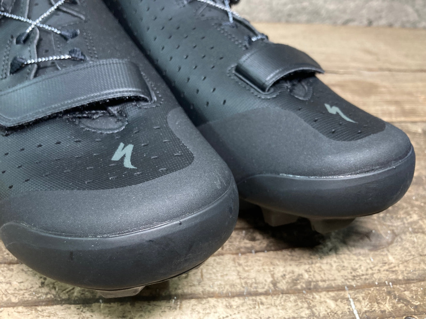 IY577 スペシャライズド SPECIALIZED RECON 2.0 ビンディングシューズ EU42