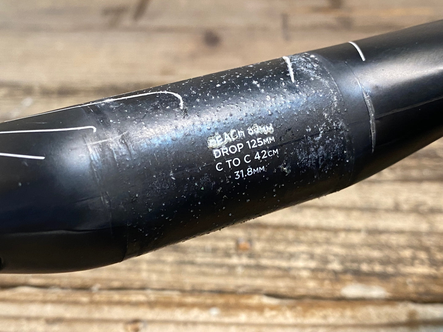 IT597 イーストン EASTON EC90 AERO カーボンドロップハンドル エンドC-C440mm Φ31.8
