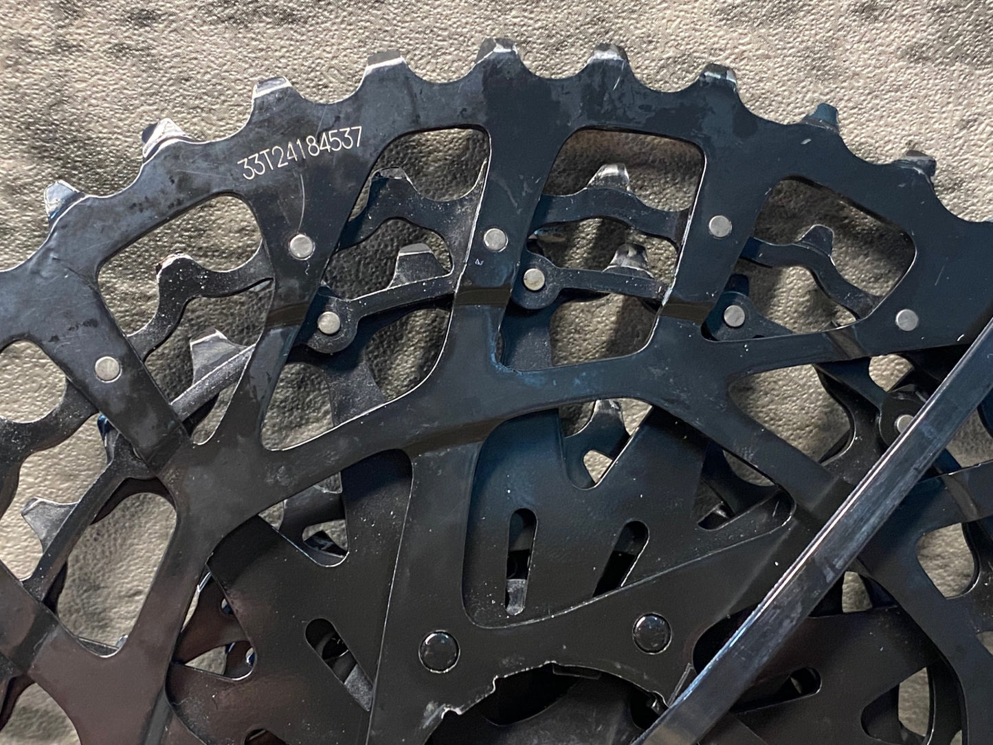 IS039 スラム SRAM スプロケット 11s 11-42T
