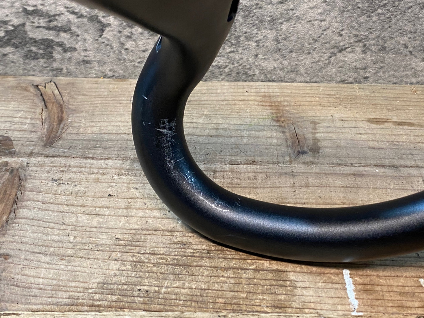 IY904 シマノ SHIMANO PRO VIBE アルミ ドロップハンドル ブラケットC-C400mm Φ31.8