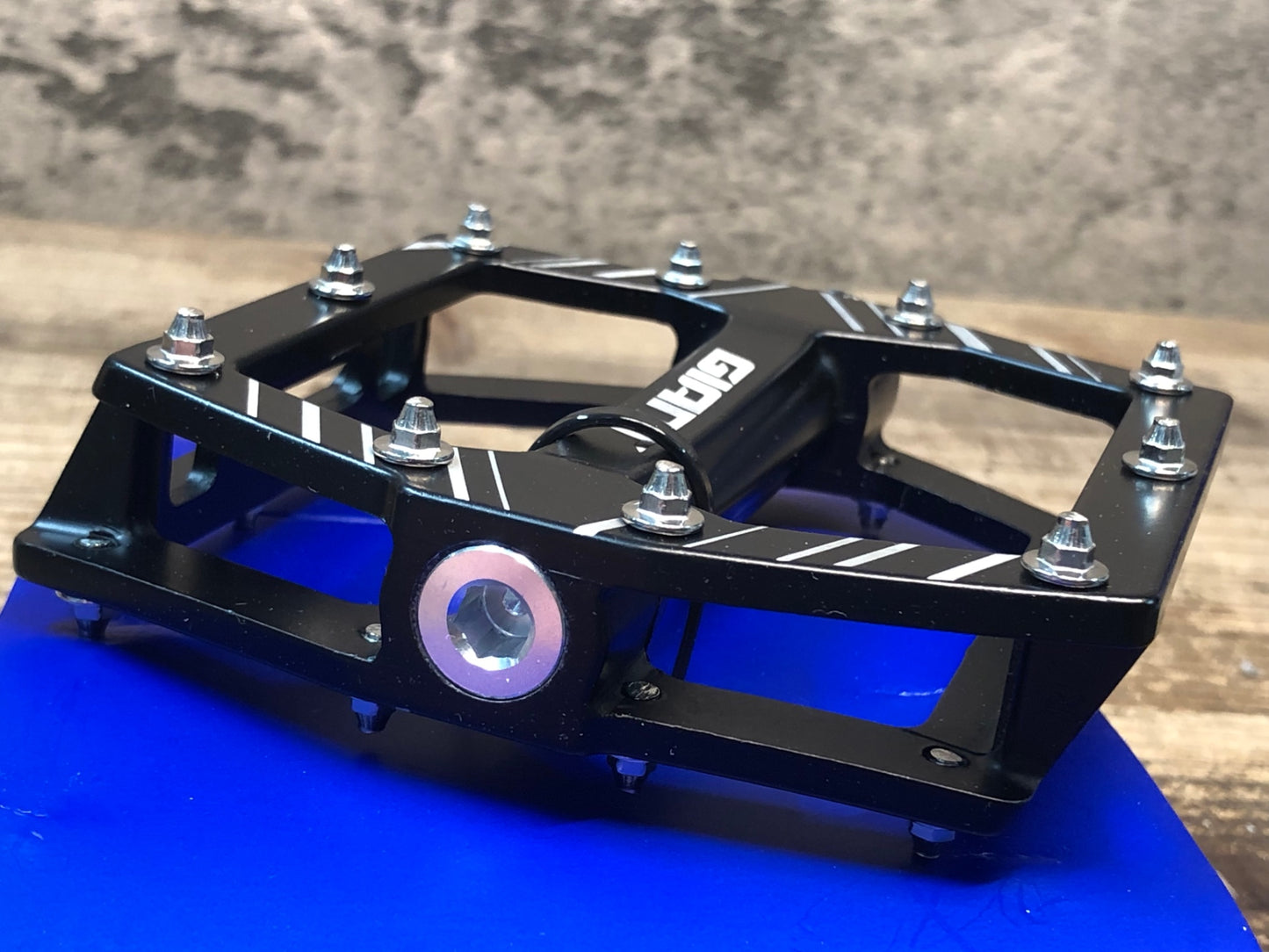 IW030 ジャイアント GIANT ORIGINAL MTB SPORT PEDAL フラットペダル