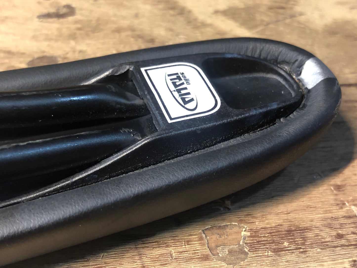 IA251 セライタリア Selle Italia SLR flow サドル MANGANESEレール 実測140mm