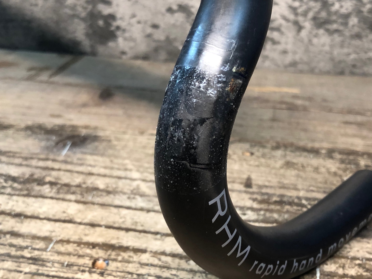 JA413 デダ Deda スーパーレジェーラ SUPER LEGGERA カーボン ドロップハンドル エンド外-外440mm Φ31.75 ※固定部凹み強のためジャンク
