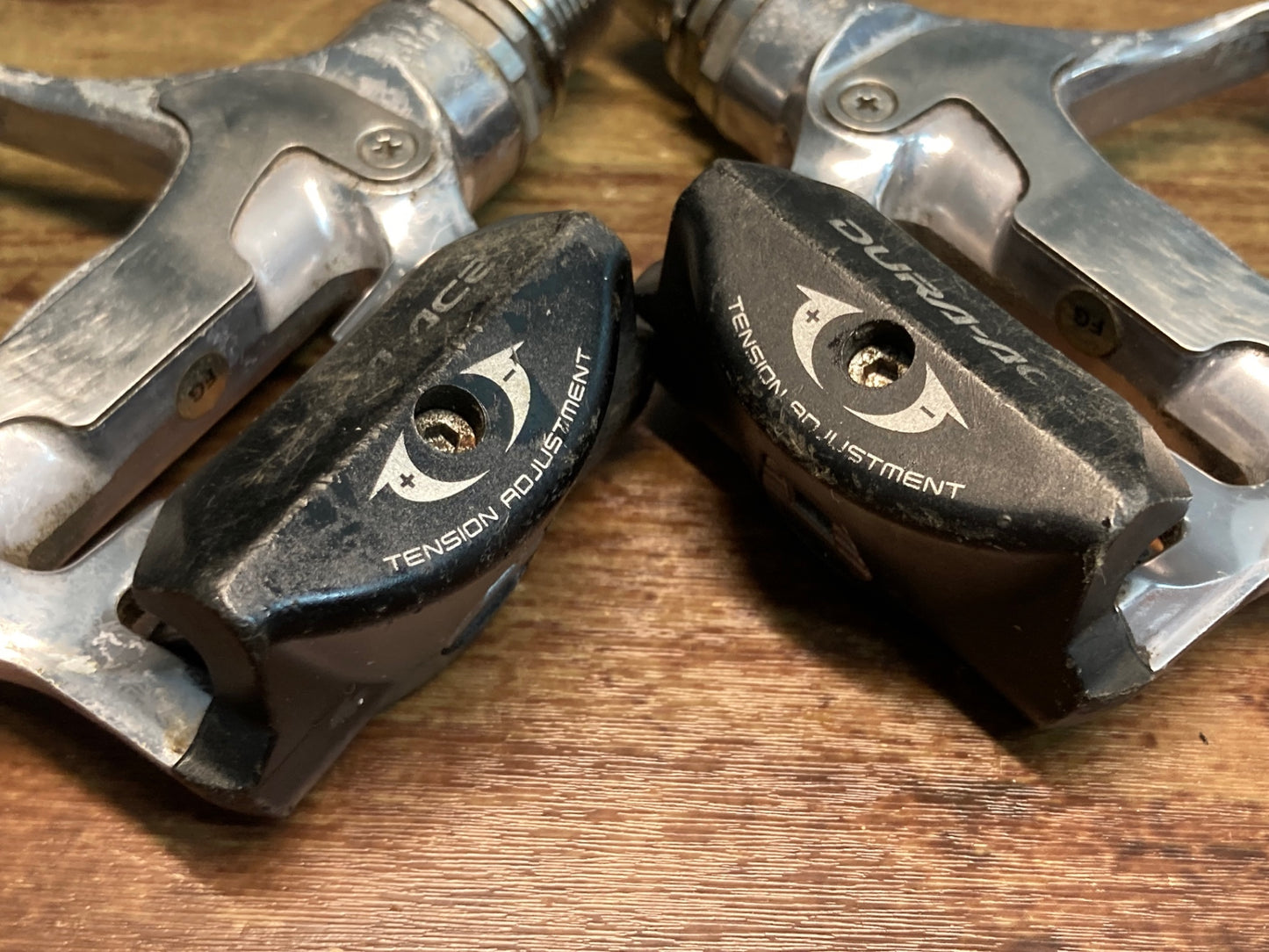 IX754 シマノ SHIMANO デュラエース DURA-ACE PD-7810 ビンディングペダル SPD-SL シャフトガタ