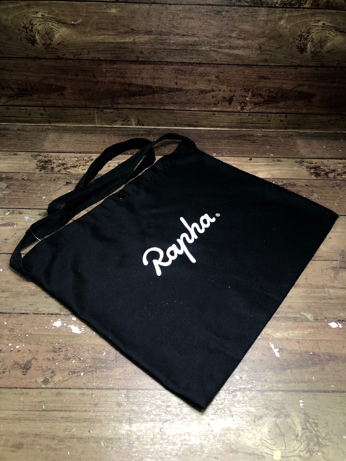 IK398 ラファ Rapha サコッシュ 黒