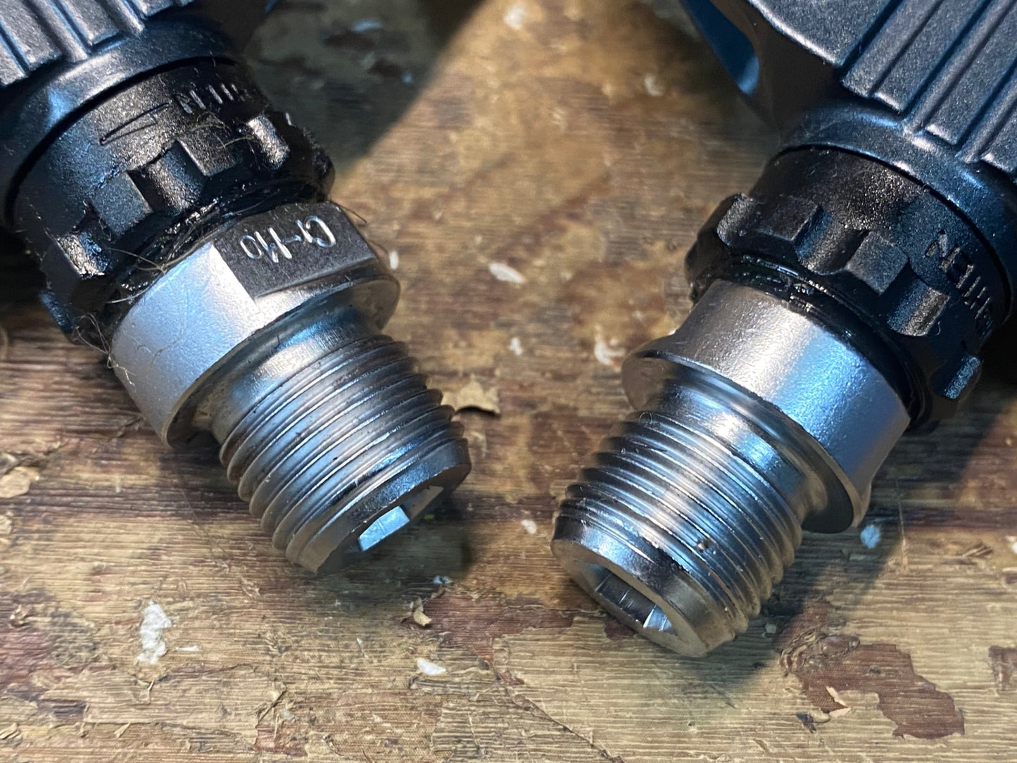 IH957 シマノ SHIMANO PD-EH500 ビンディングペダル SPD