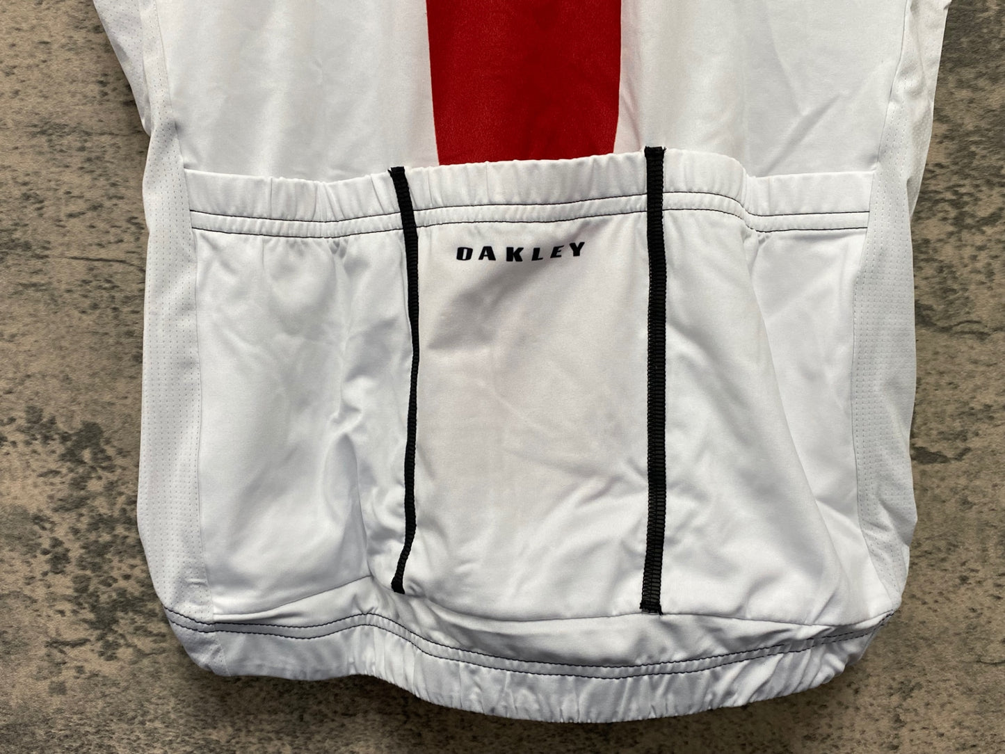 IY881 オークリー OAKLEY 半袖 サイクルジャージ 白黒赤 S