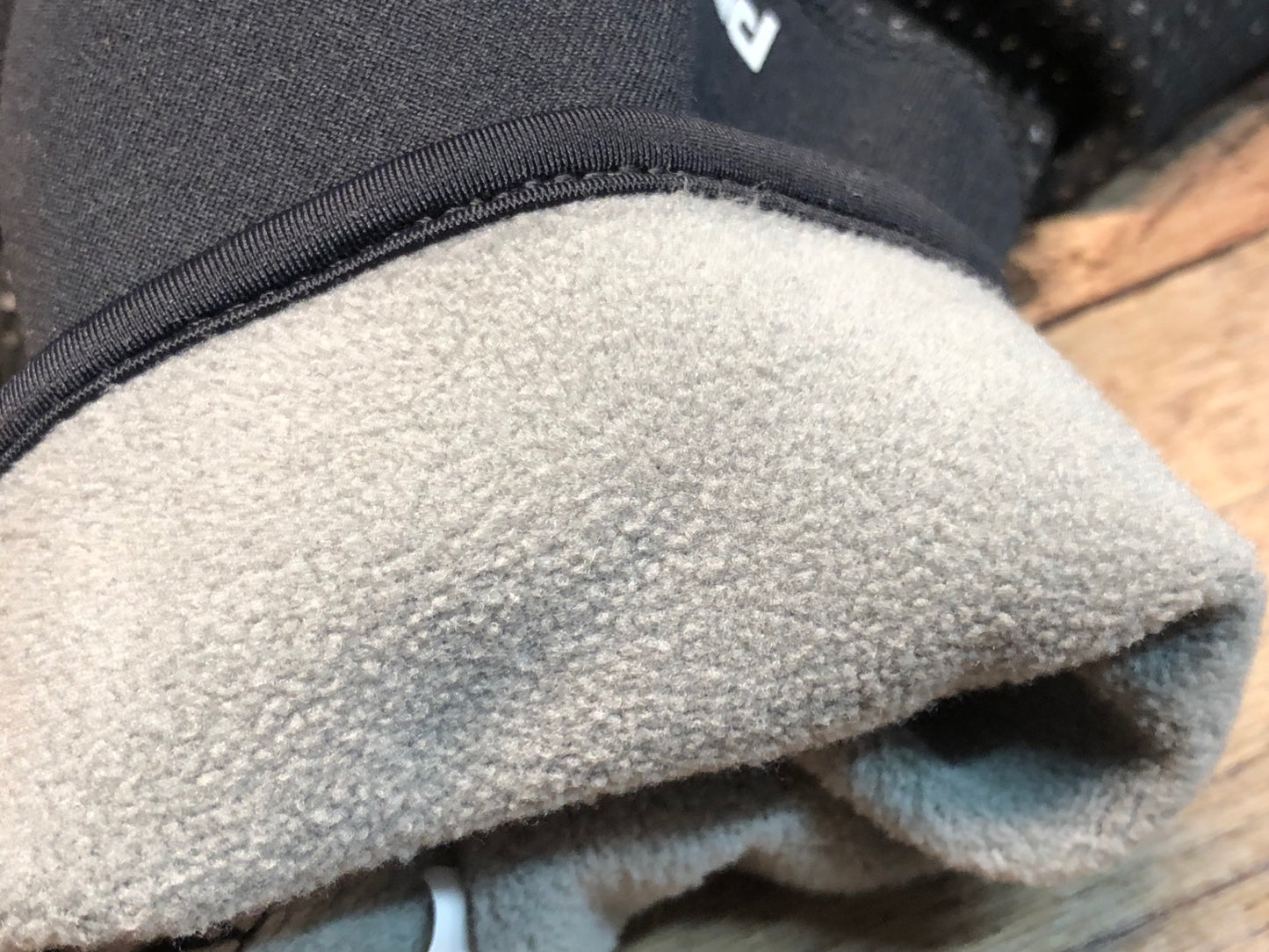 IP593 パールイズミ PEARL iZUMi シューズカバー 裏起毛 Lサイズ 黒
