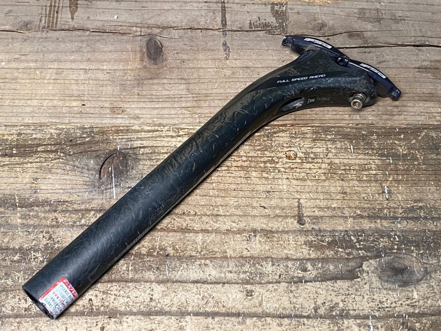 IV135 FSA K-FORCE シートポスト カーボン Φ27.2 実測260mm ※カット済み、ヤグラ欠品