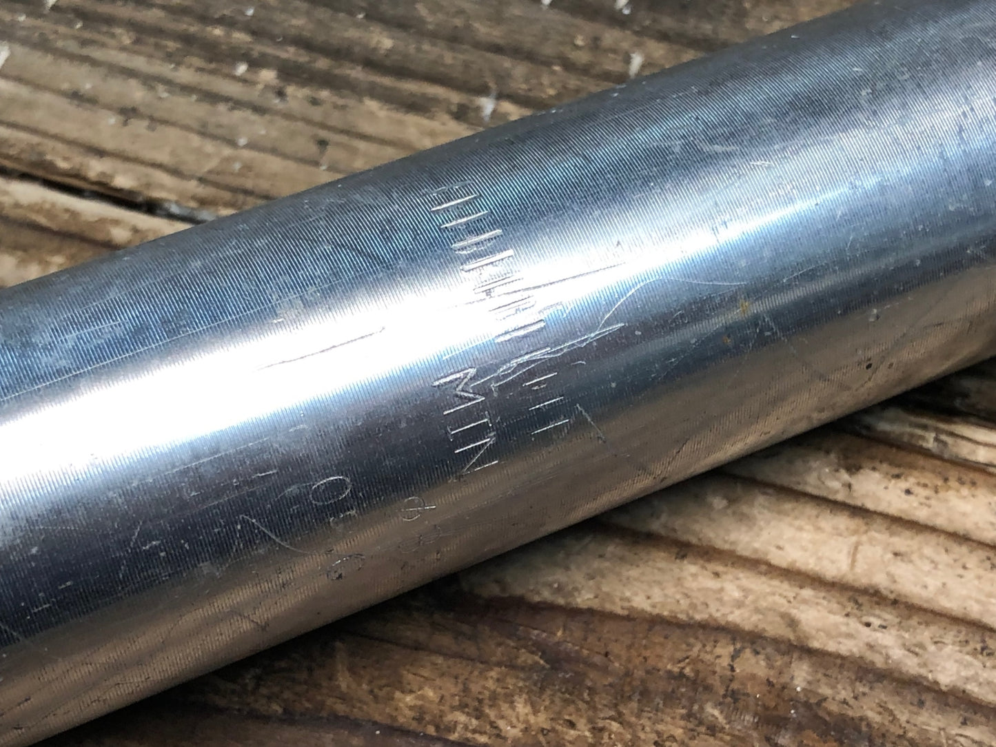 IJ745 ケーンクリーク CANECREEK THUD BUSTER サスペンション シートポスト Φ33.9 610mm