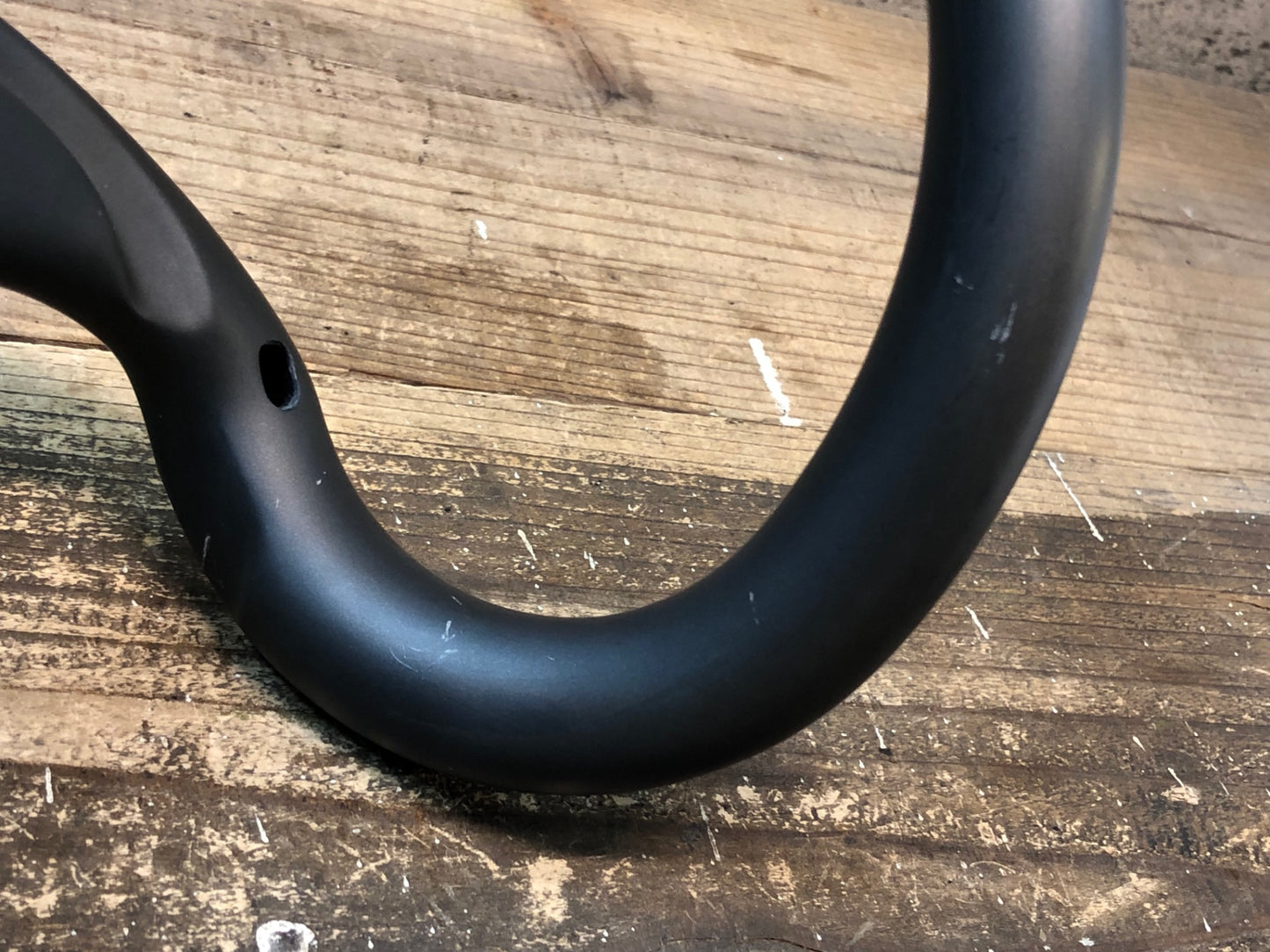 IX557 未使用 ボントレガー BONTRAGER アイオロス AEOLUS RSL 一体型 ドロップハンドル 400mmエンドC-C 110mm OS