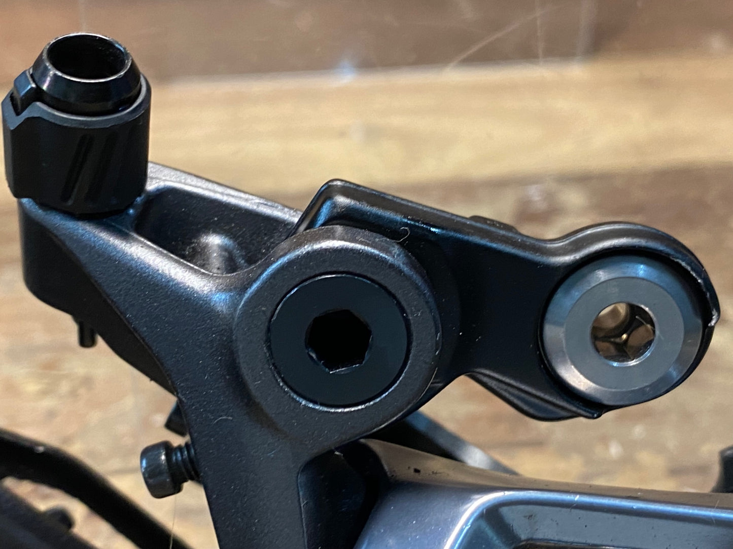 IJ404 シマノ SHIMANO GRX RD-RX810 リアディレイラー 11S