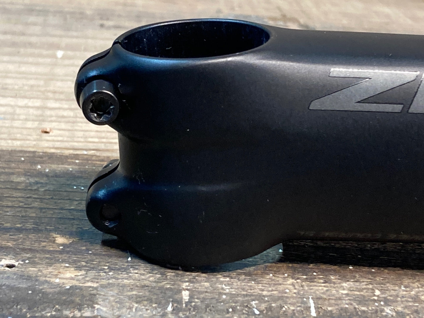 IO771 ジップ ZIPP SERVICE COURSESL アルミ ステム 黒 100mm Φ31.8 OS ±6° マウント付属