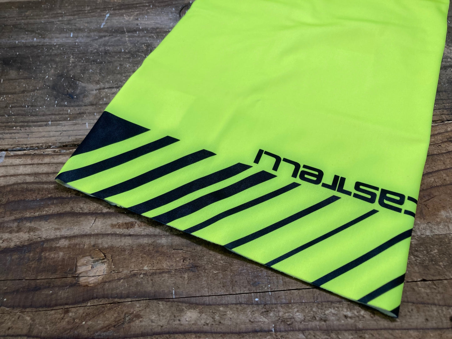 IR530 カステリ CASTELLI ネックウォーマー 裏起毛 黄