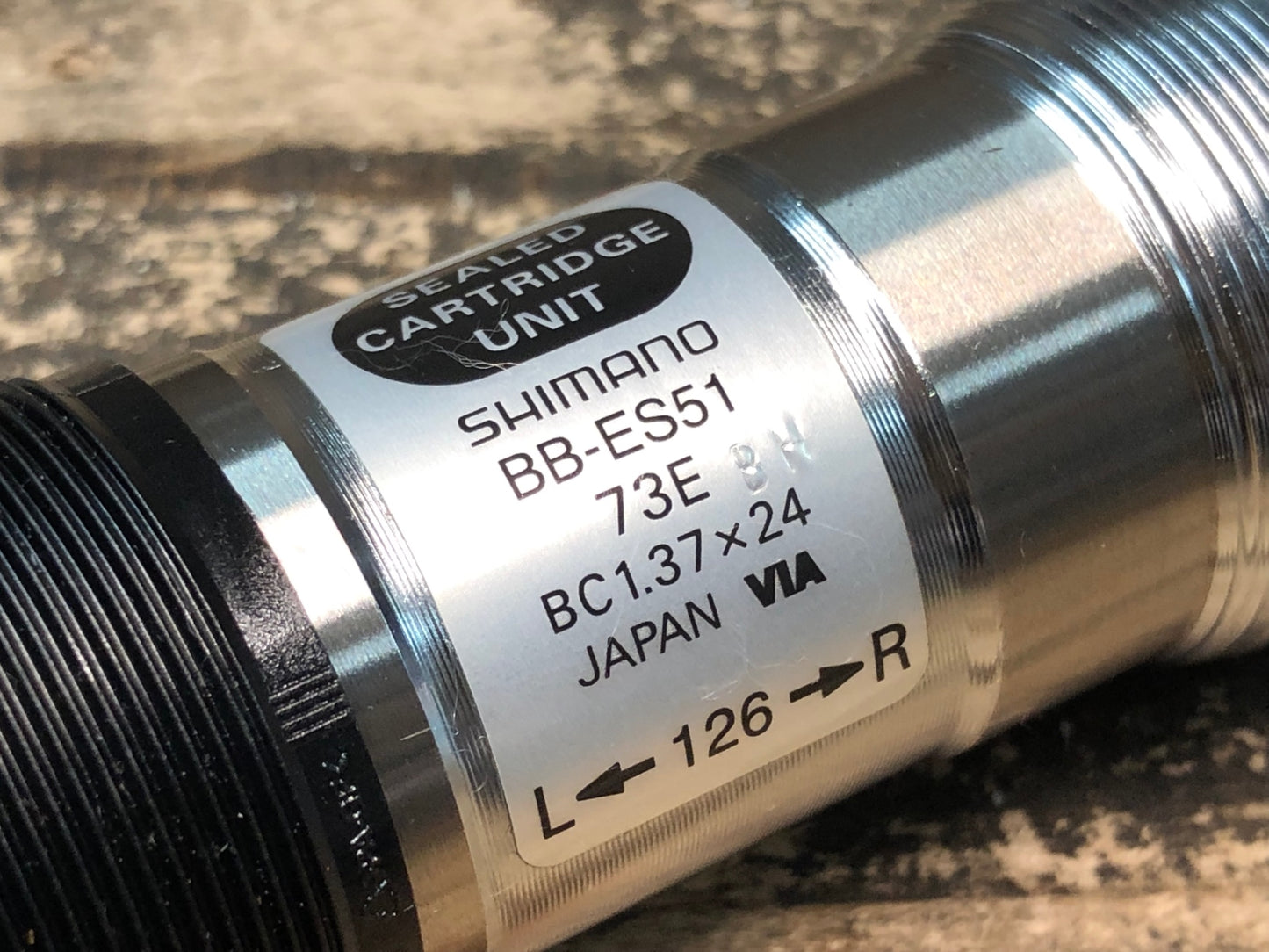 IS193 シマノ SHIMANO BB-ES51 ボトムブラケット オクタリンク