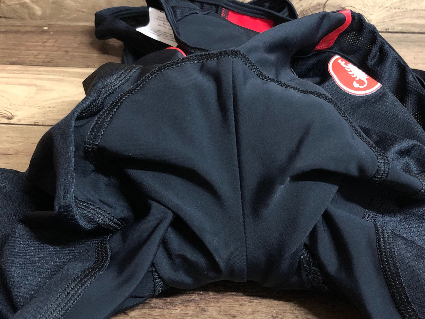 IQ520 カステリ CASTELLI ビブショーツ 黒 赤 M