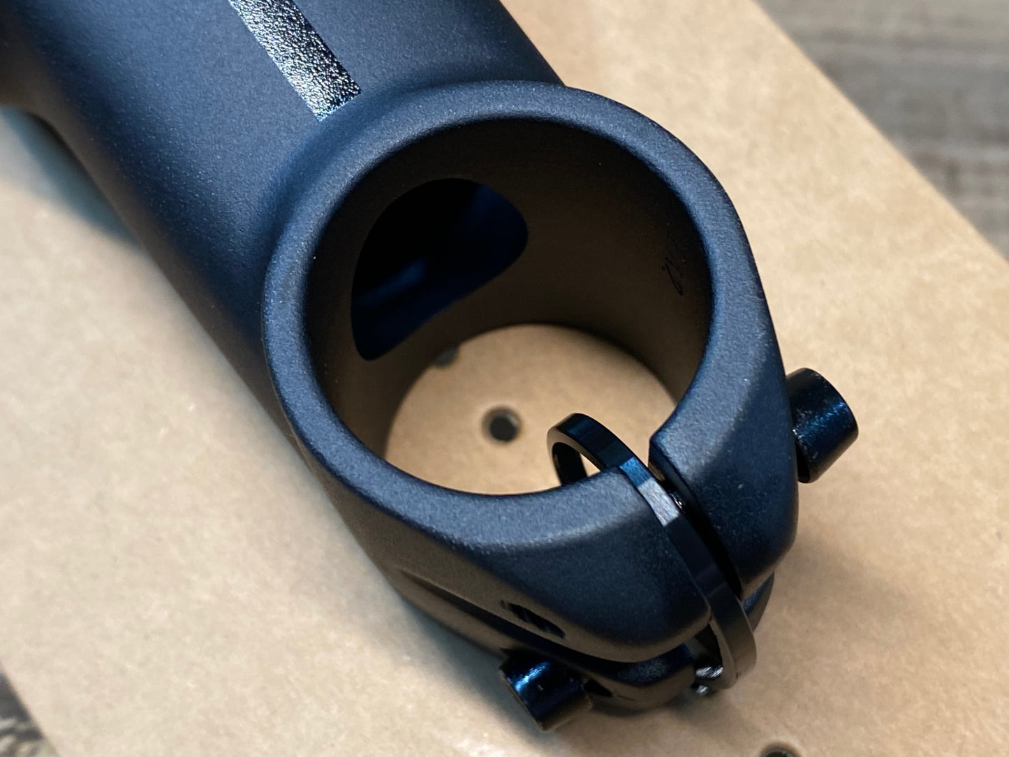 IW015 ジャイアント GIANT CONTACT STEM ステム 8° Φ31.8 OS 70mm
